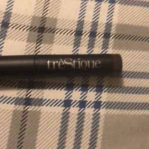 Eye brow pencil dark brown